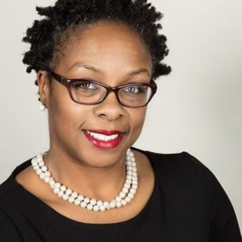 Dr Elana McDonald